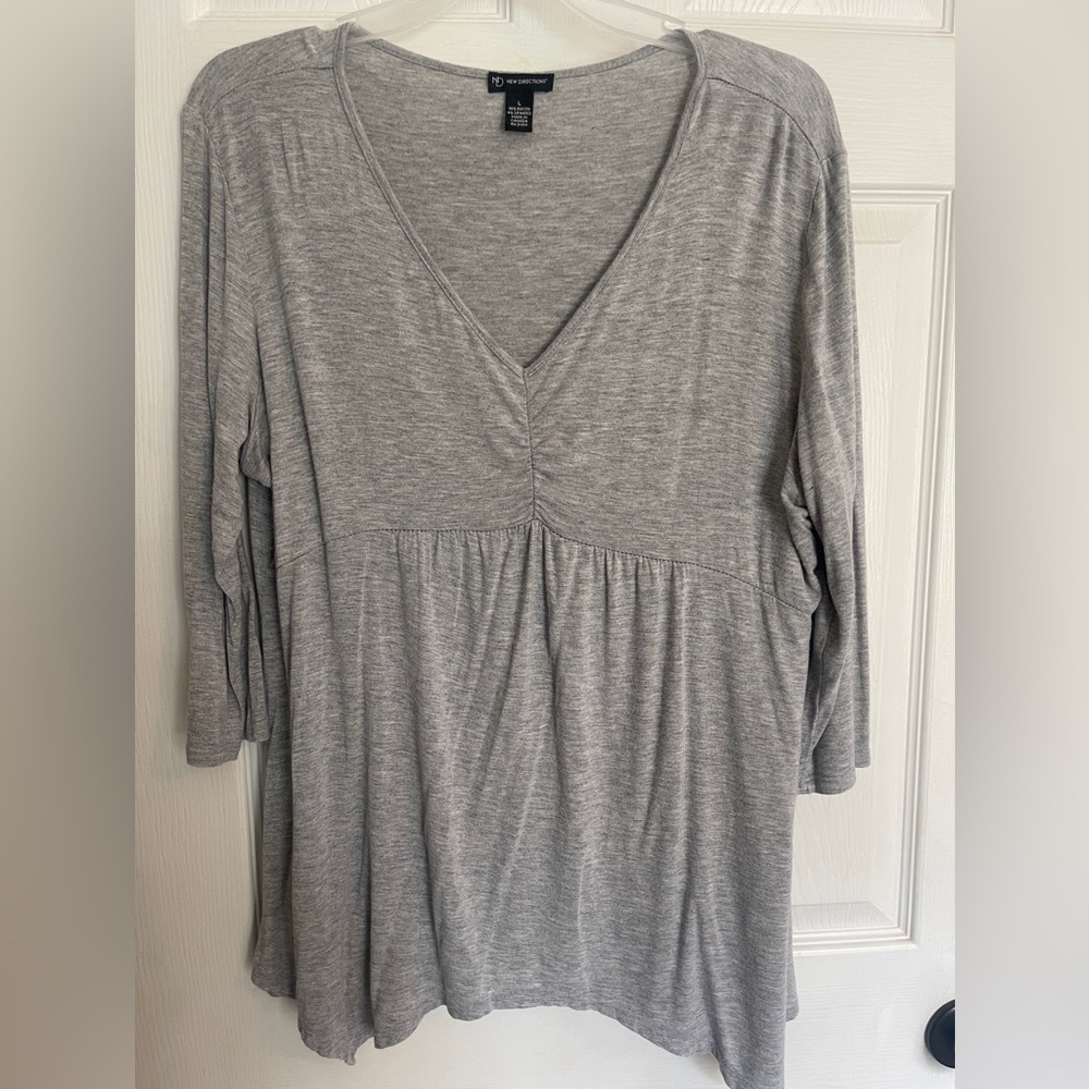 Women’s new direction gray blouse-large